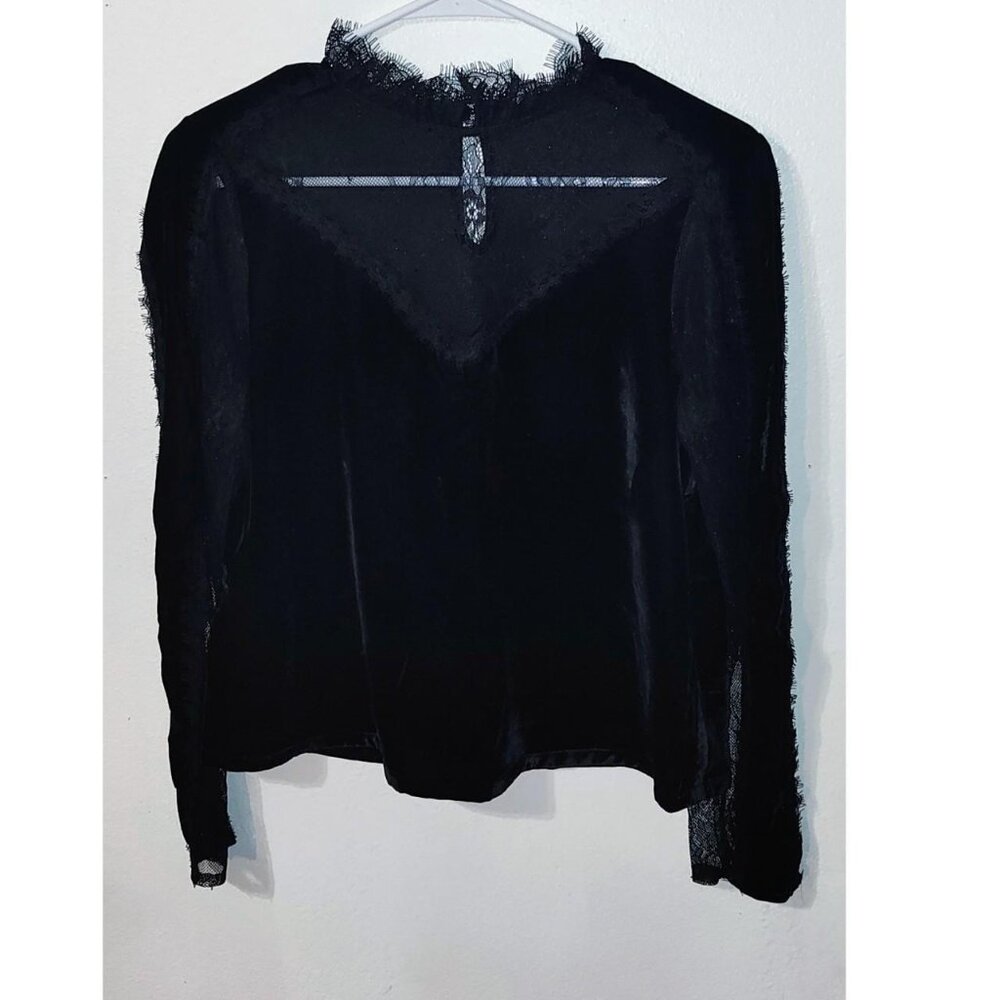 Maison d'Amélie Long Sleeve blouse